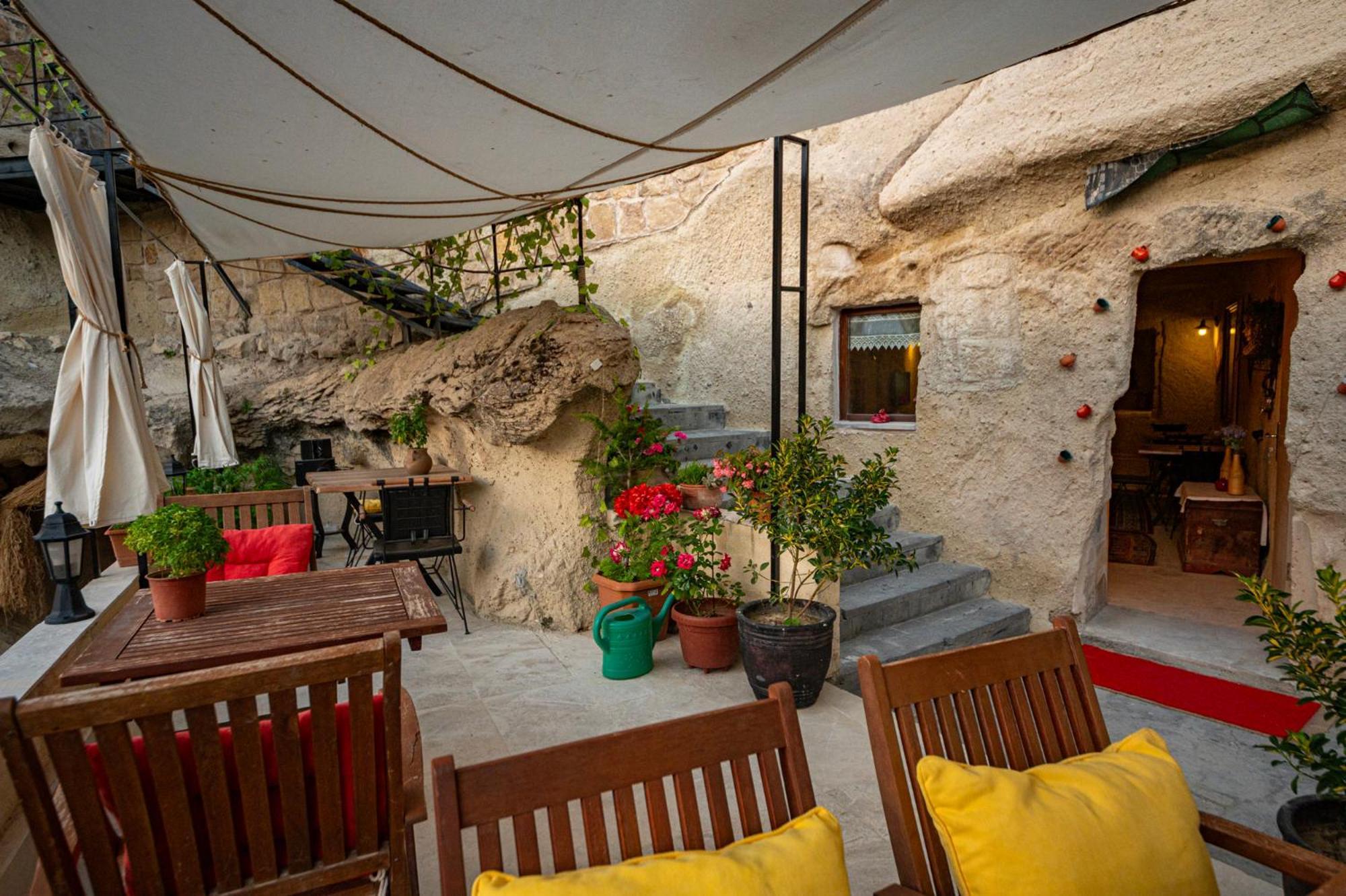 Shiraz Cave Cappadocia Bed & Breakfast Ürgüp Exterior photo