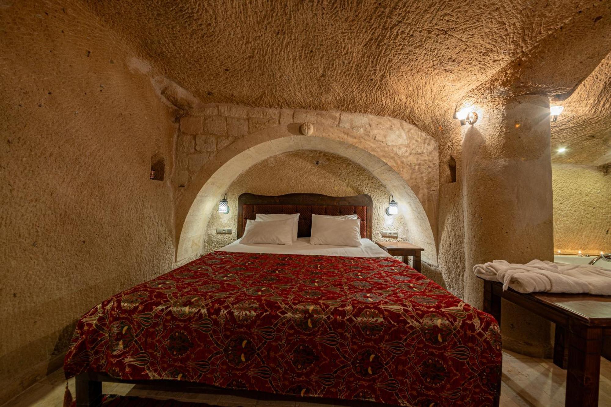 Shiraz Cave Cappadocia Bed & Breakfast Ürgüp Exterior photo